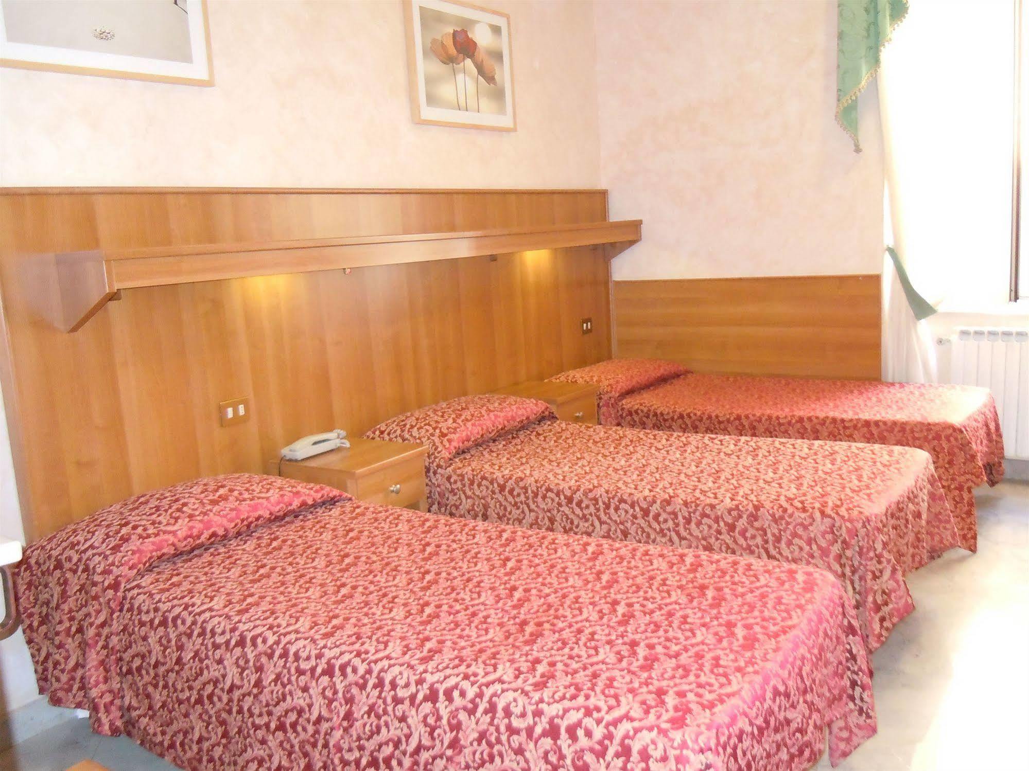Hotel Papa Germano Rome Luaran gambar